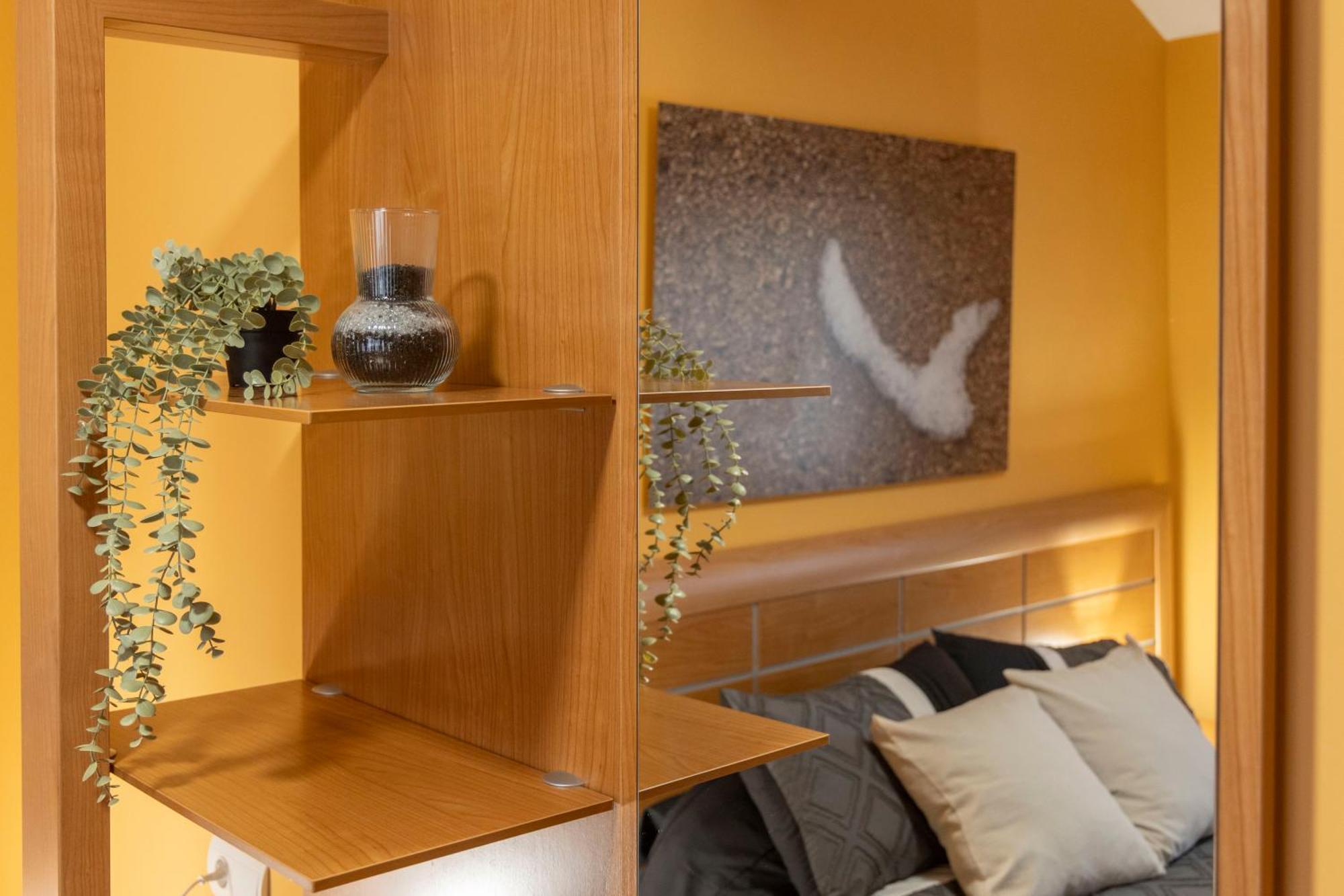 Atico Duplex Calle Mayor إل بورغو دي أوسما المظهر الخارجي الصورة