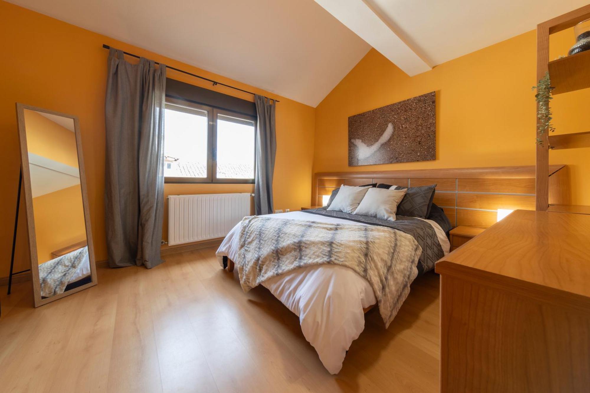 Atico Duplex Calle Mayor إل بورغو دي أوسما المظهر الخارجي الصورة