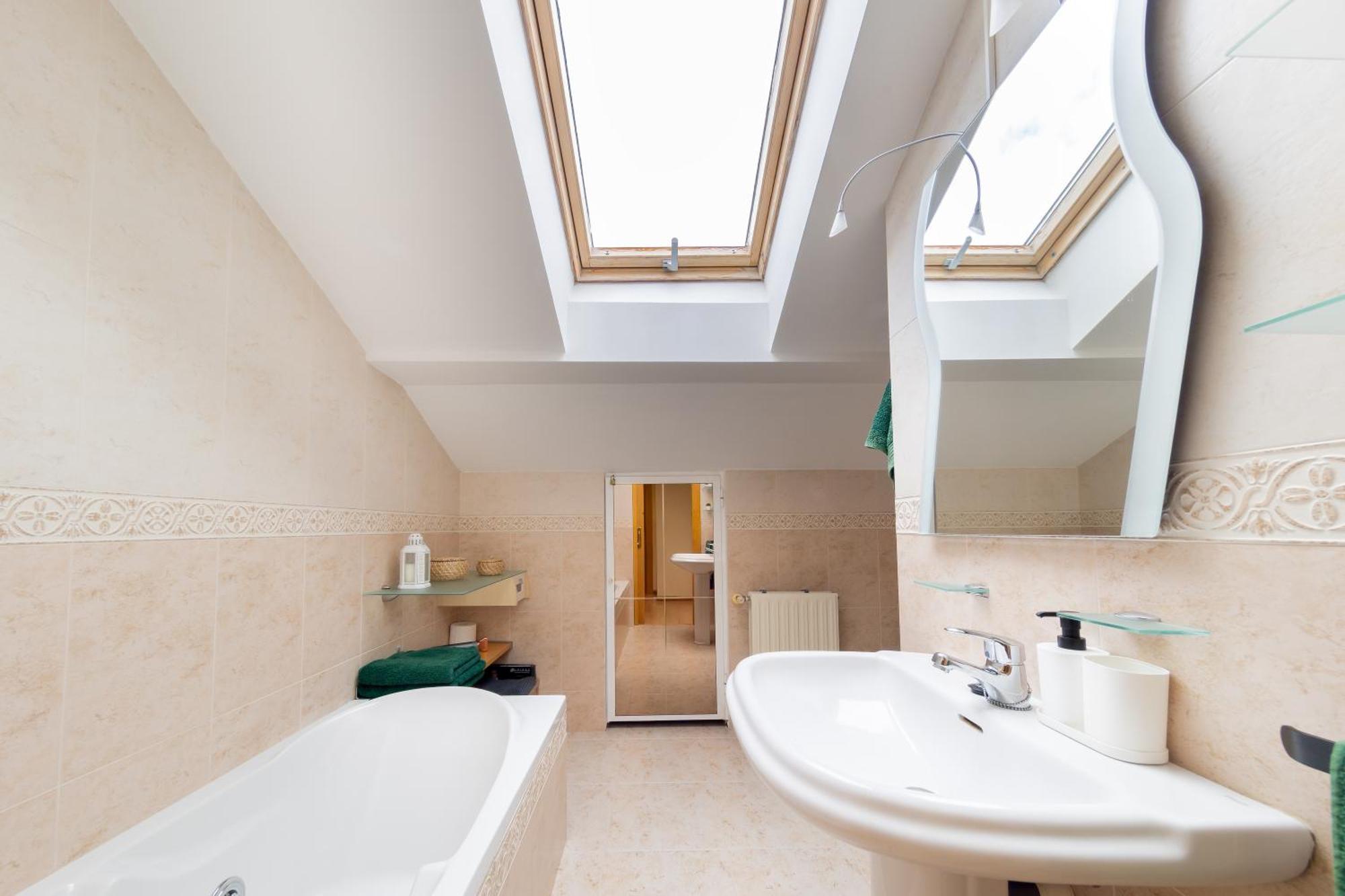 Atico Duplex Calle Mayor إل بورغو دي أوسما المظهر الخارجي الصورة