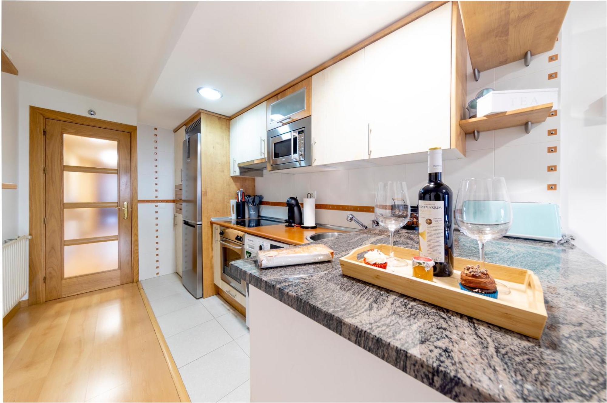 Atico Duplex Calle Mayor إل بورغو دي أوسما المظهر الخارجي الصورة